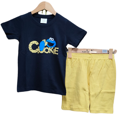 Cookie Monster Kids Outfit - Black T-Shirt & Yellow Shorts Set for Trendy Summer Wear